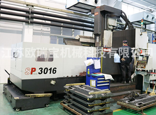 龍門加工中心 龍門加工中心